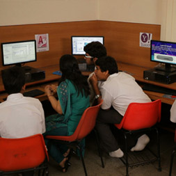 darshan-dental-college-computer-lab