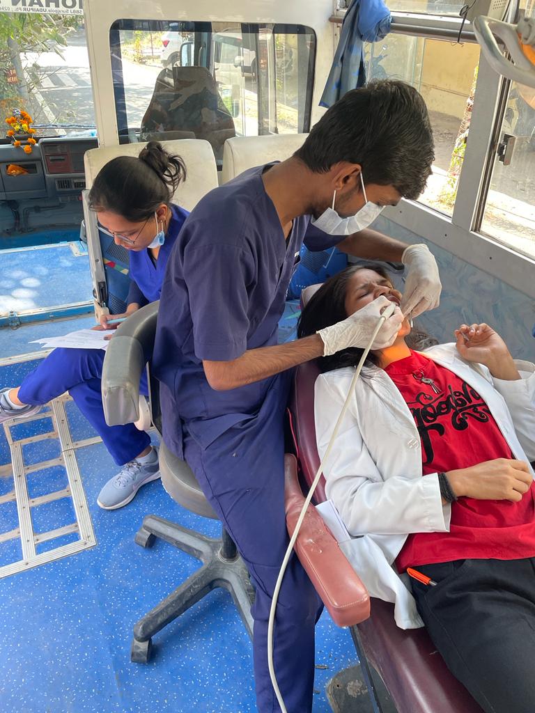 DDCH-Dental=Care-and-School-Programs-10